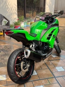 
										2013 ZX3R kawasaki full									
