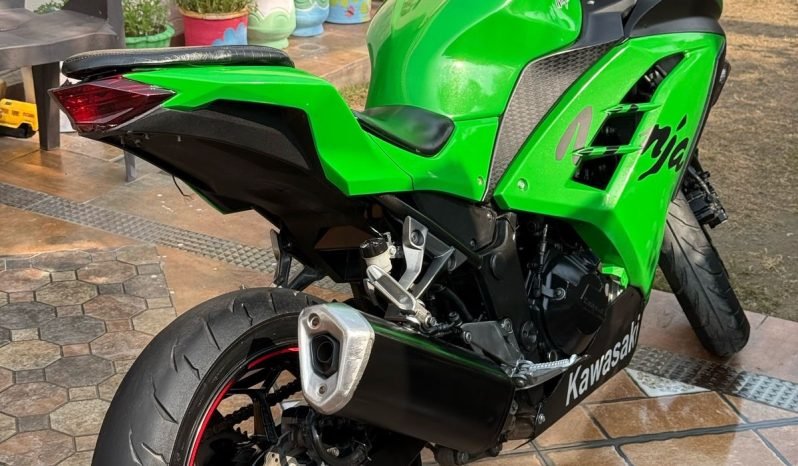 
								2013 ZX3R kawasaki full									