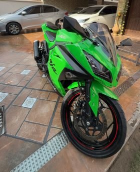 2013 ZX3R kawasaki