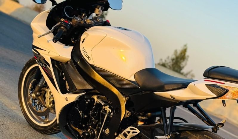 
								2013 gsxr600 Suzuki full									