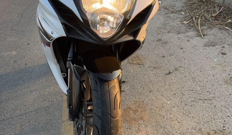 
								2013 gsxr600 Suzuki full									