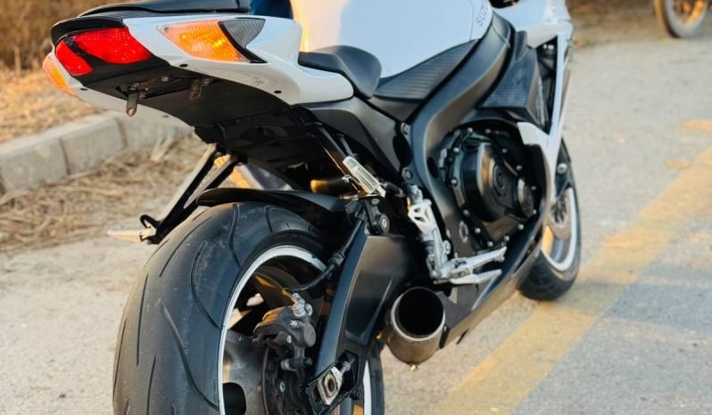 
								2013 gsxr600 Suzuki full									