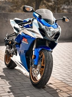 
										2011 GSXR1000 Suzuki full									