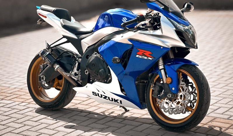 
								2011 GSXR1000 Suzuki full									