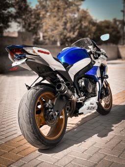 
										2011 GSXR1000 Suzuki full									