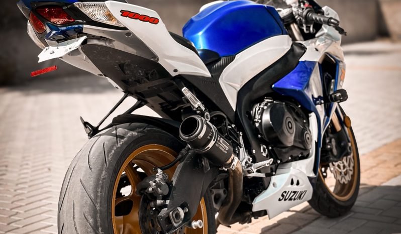 
								2011 GSXR1000 Suzuki full									